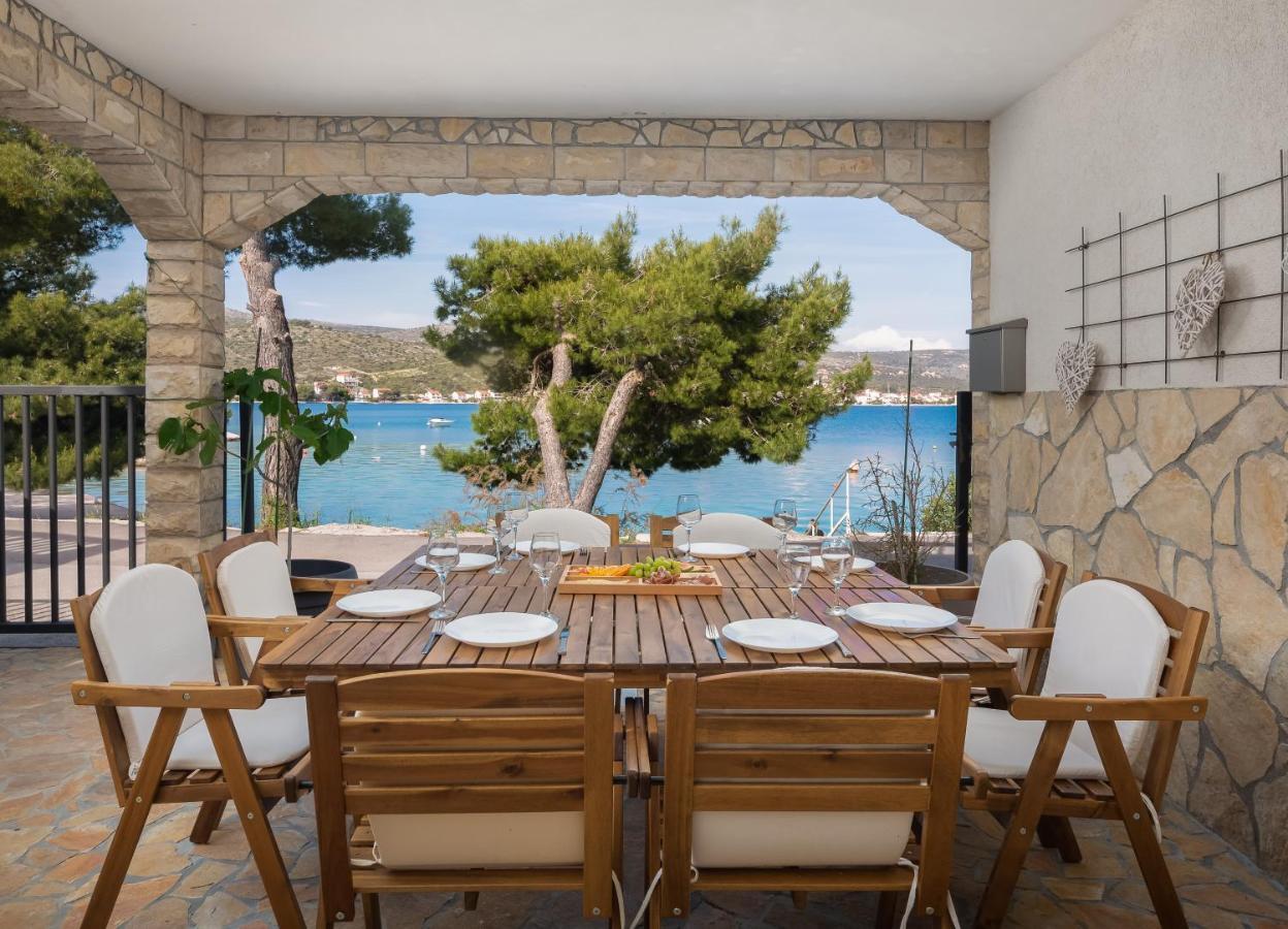 Estella Villa Apartments Rogoznica  Eksteriør bilde