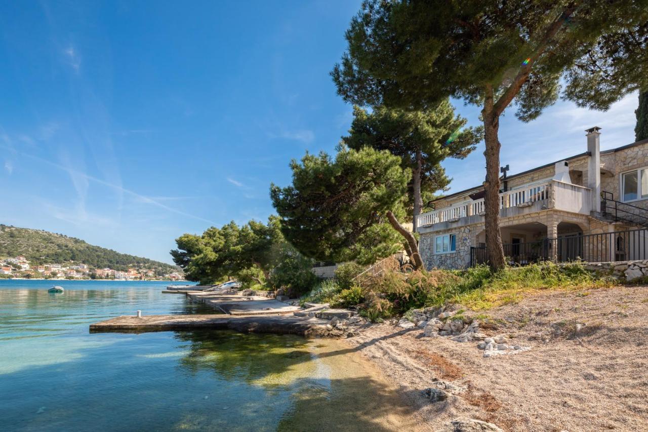 Estella Villa Apartments Rogoznica  Eksteriør bilde