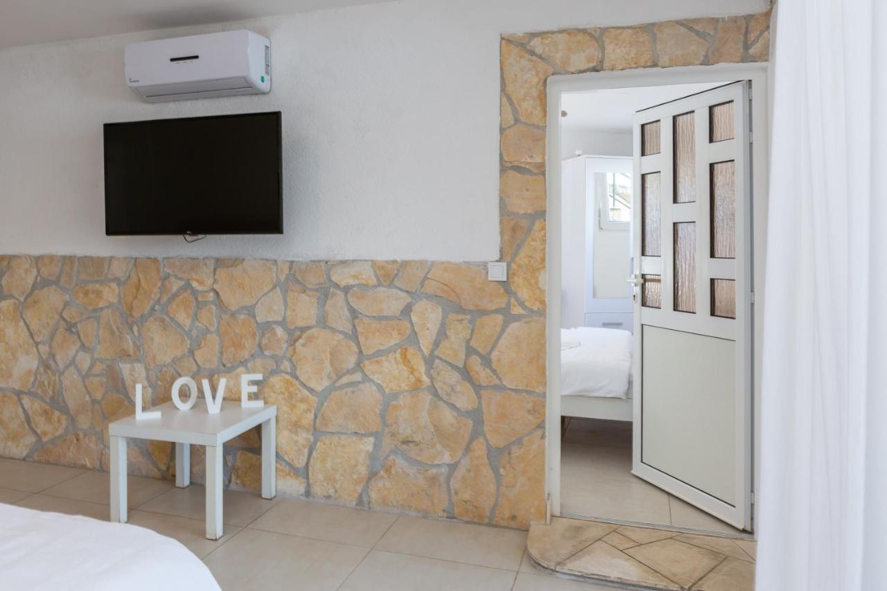 Estella Villa Apartments Rogoznica  Eksteriør bilde