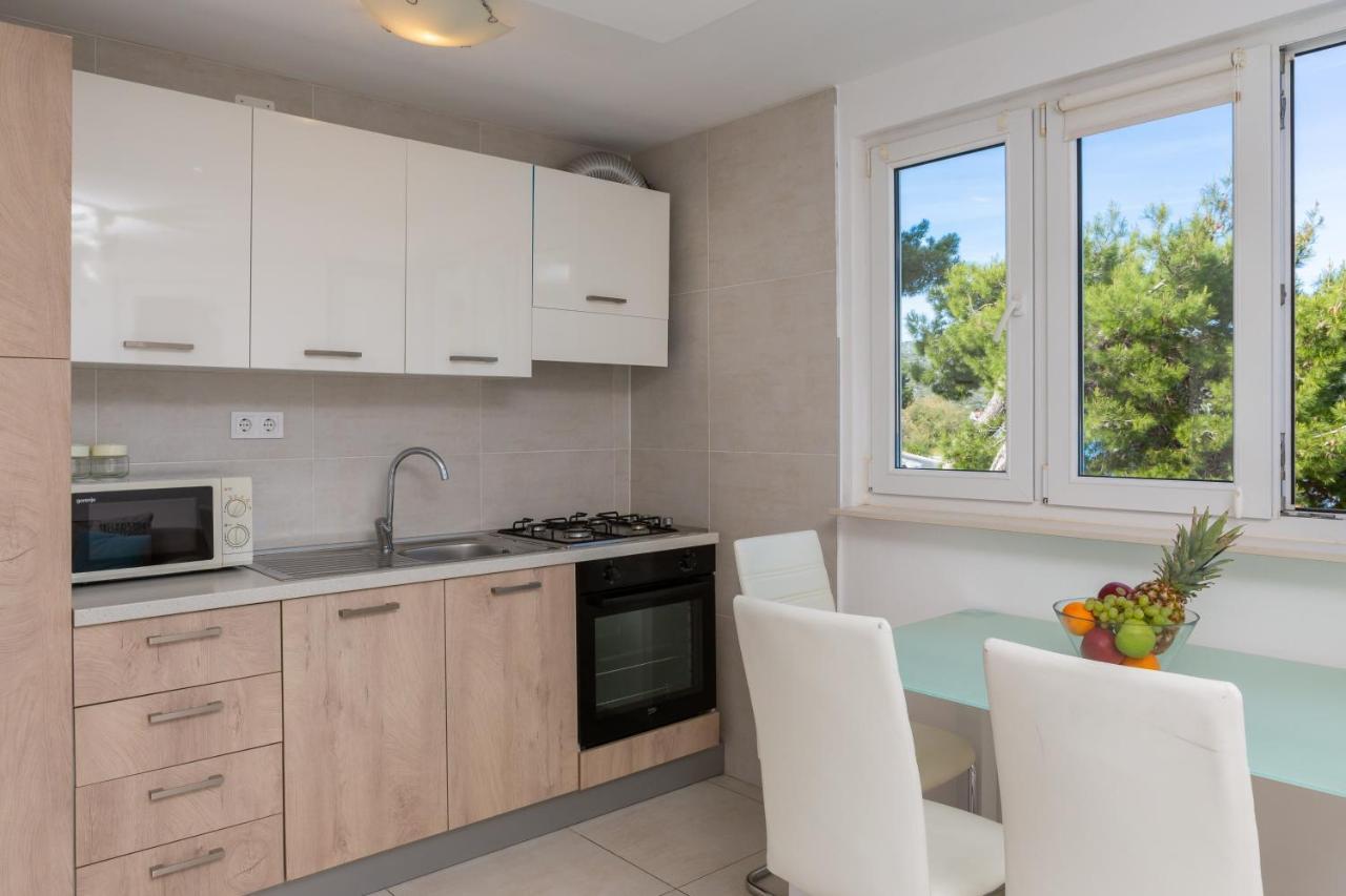 Estella Villa Apartments Rogoznica  Eksteriør bilde