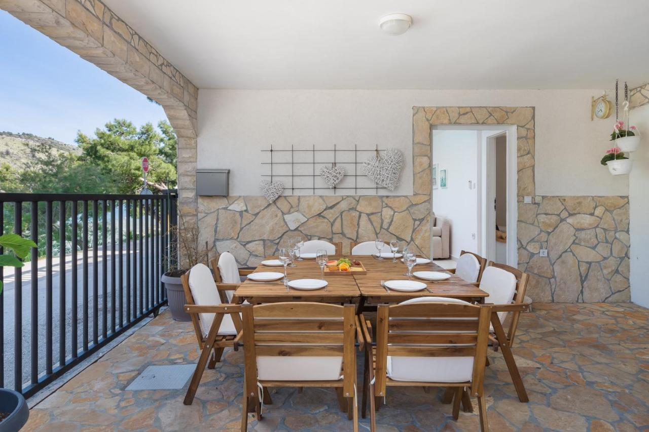 Estella Villa Apartments Rogoznica  Eksteriør bilde